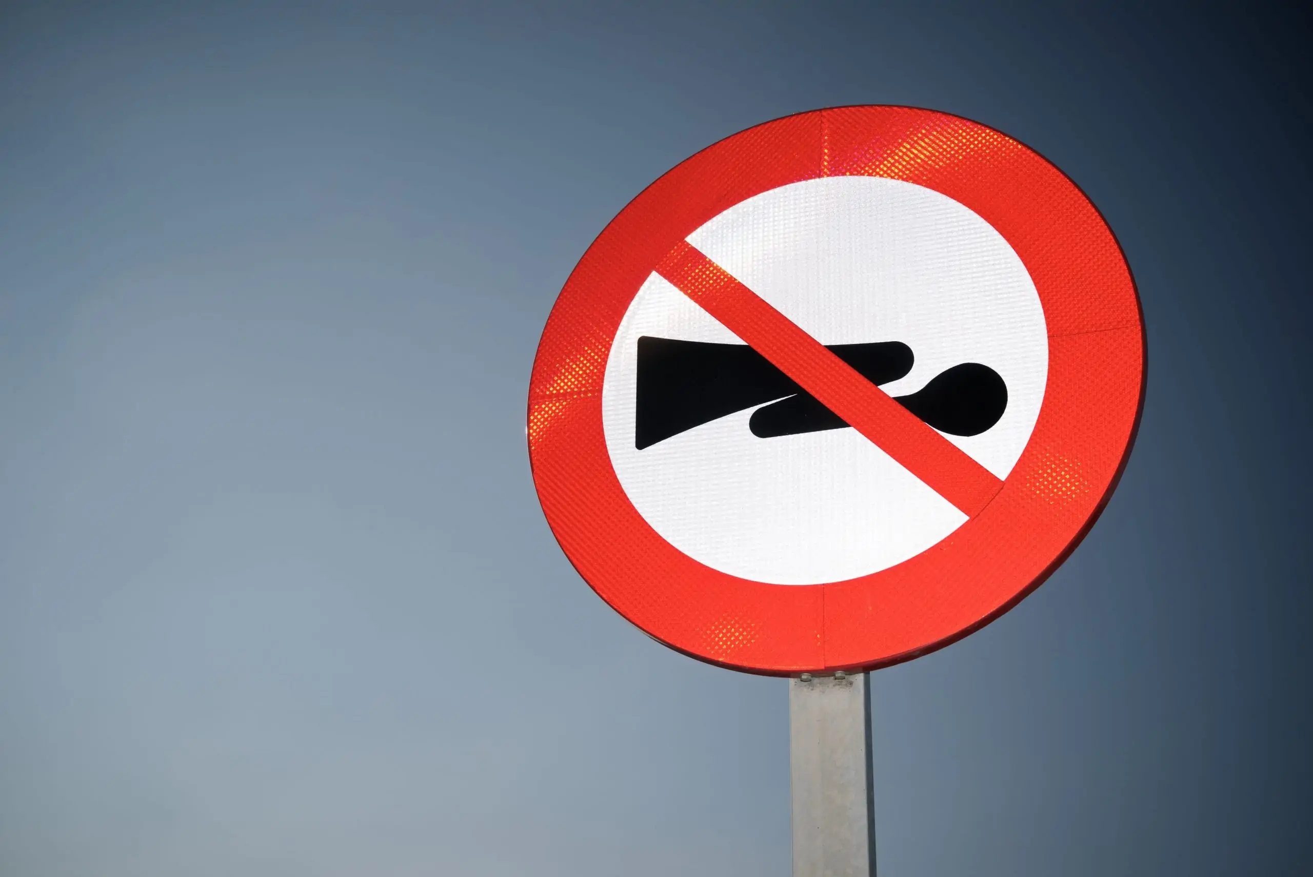 ¿Los automovilistas saben el uso correcto de la bocina?