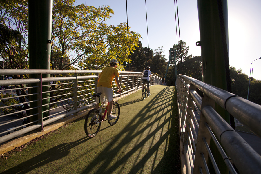 Diez recorridos en bicicleta para redescubrir Buenos Aires