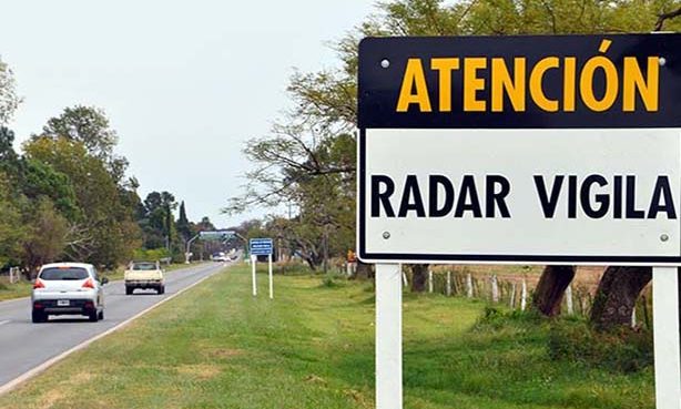 Instalan radares y cámaras de fotomultas sobre la ruta 40