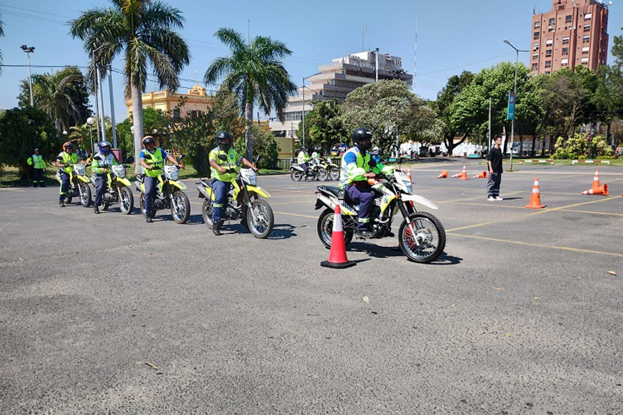 Clínica de conducción segura de motos en Formosa