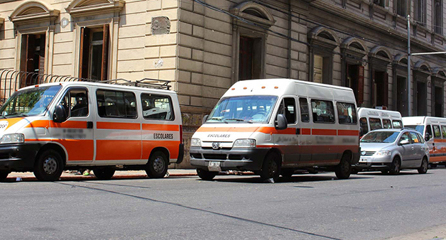 Cinco detalles a tener en cuenta al momento de elegir el transporte escolar para tus hijos