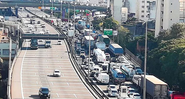  Las autopistas de la Ciudad ya no levantarán barreras del peaje si hay embotellamientos