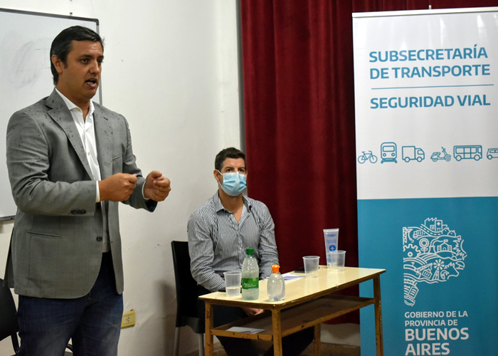 Capacitan en Conducción Segura a los choferes de la administración pública bonaerense