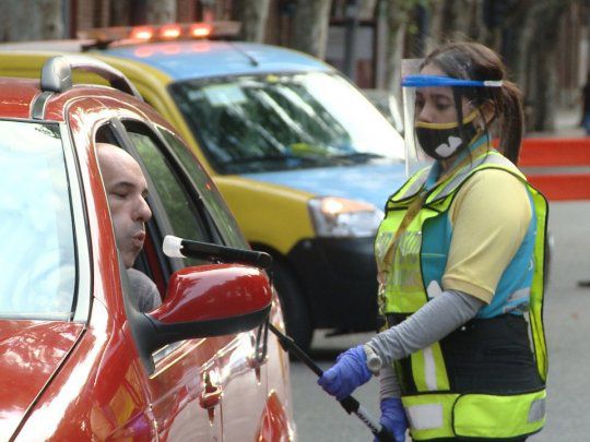 Vuelven los controles de alcoholemia por la reapertura de bares y restaurantes